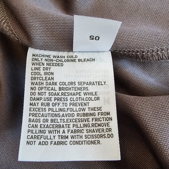 Uniqlo AIRism Cotton Blend Crew Neck Half-Sleeve Tee T-Shirt M - Picture 8 of 8